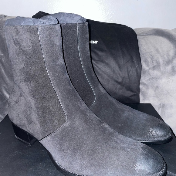 Saint Laurent Wyatt 40 Zipped Boot in Black Size 40| 8 - Picture 2 of 6